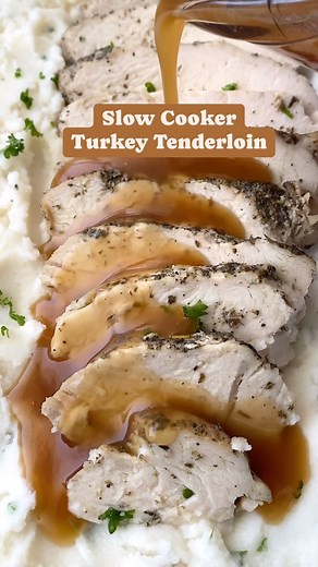 Slow Cooker Turkey Tenderloin (low-carb, paleo, Whole30) Turkey tenderloin recipe is perfect for a pared down holiday or weeknight dinner. Producing juicy, fuss-free turkey breast meat, this recipe couldn’t get any easier. Free up your oven and cook this easy turkey tenderloin recipe in the Crock-Pot! ⏺ I used a 1 1/2 pound turkey tenderloin & 3.5-quart slow cooker. ⏺ The blog post includes #instantpot instructions. 🌟More info: https://fitslowcookerqueen.com/slow-cooker-turkey-tenderloin/ . . .