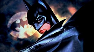 The Batman: Robert Pattinson Wore Val Kilmer's Batsuit for Screen Test - DC FanDome 2021