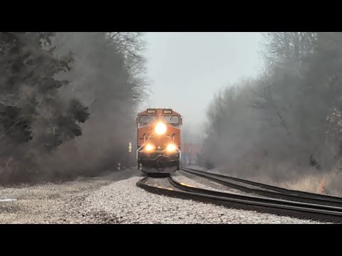 BNSF Overseas Intermodal Train, Cruising Right at You.