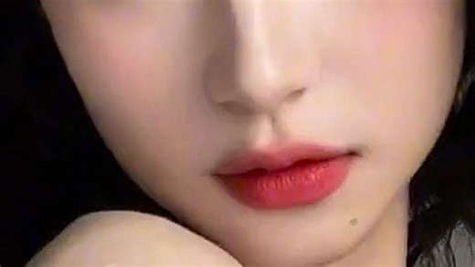 一包装下所有百搭实用王\n轻便耐磨通勤出游皆宜，大容量分区收纳井然有序，防水面料守护随身物品，多场景适用畅享便捷生活