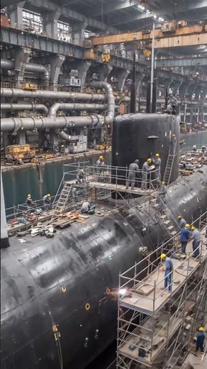 Inside a Classified Shipyard: How Military Submarines Are Built ⚓🔥