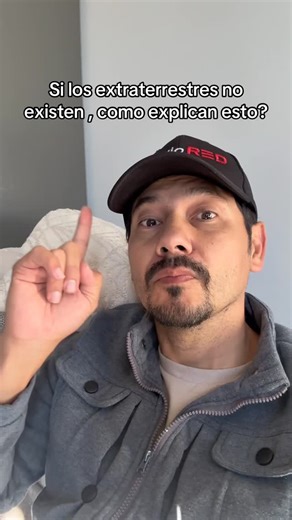 Octavio Red on Instagram: "Los extraterrestres #alien #octaviored #humor #funnyvideos"