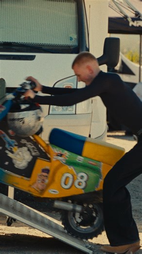 Vespa on Instagram: "Miscela Nostalgia drop is made to be lived through stories, moments, past and future experiences. Check out our website to discover more. ​⁣ ⁣ #Vespa #VespaMiscelaNostalgia"