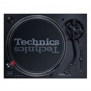 Technics SL-1210MK7 favorable buying at our shop