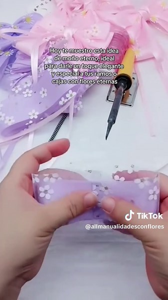 Moño eterno: Decora tus arreglos con flores eternas