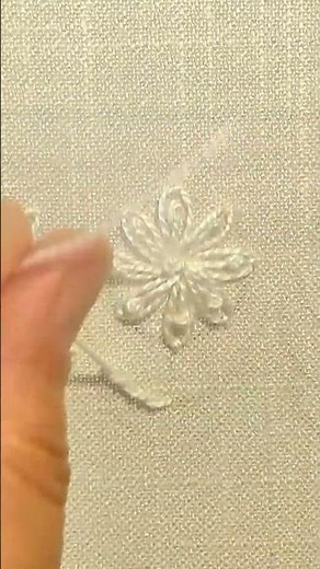 Simple white embroidery lazy daisy border SHORT