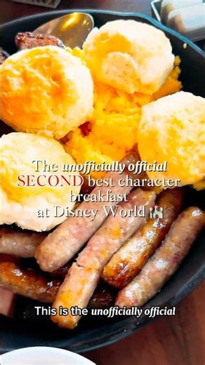 The unofficially official 2nd best character breakfast at Disney🏰