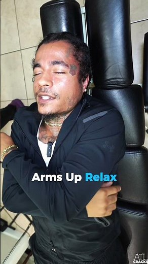 Upper back crack so good he’s speechless at first