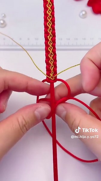 Crea pulceras de macramé: tutorial paso a paso