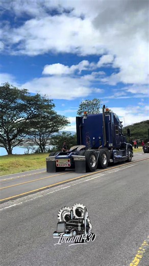 Kenworth Autódromo Yahuarcocha Ecuador truck showcase