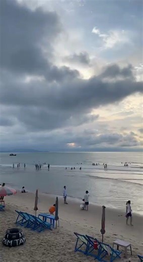 shoot time lapse at the beach