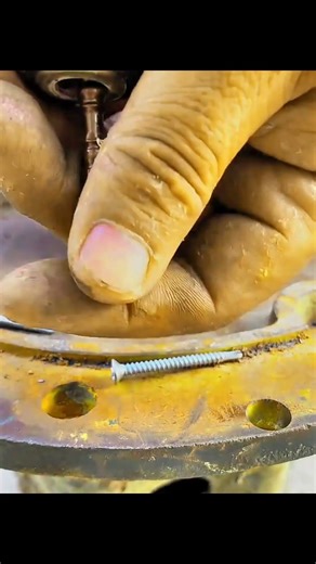 how to insert screw? tricks and tools! #tricks #tools #automotivetools #fastener