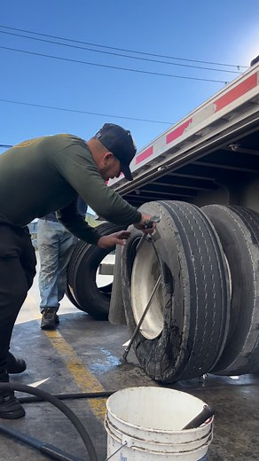 3001mil seguidores gracias bamos por ese millón #fyp #foryou #parati | Alexander Quinteros