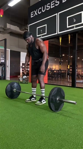 BACK: Know The difference between Bent Over Row and Pendlay Row #AJPBody #noexcuses #fitness #Azi