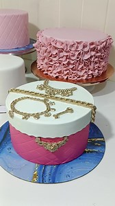 1.6M views · 22K reactions | Fondant Money Cake 滋 Thankyou po Sir Wade Cordova  #10KCASH | Janiya's Cakes Vlogs | Facebook