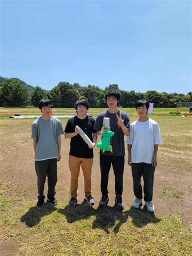 高校生とモデルロケットの打上げ実験