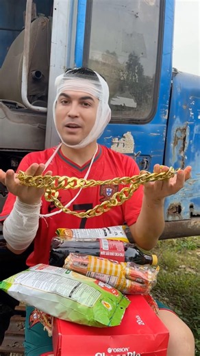 Ronaldo Was in Pain… Yet He Chose Kindness ❤️ #ronaldo #kindness