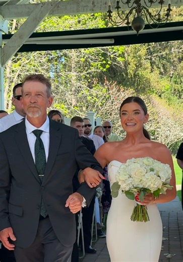 Heartfelt Wedding Gesture from Dad for Grandfather