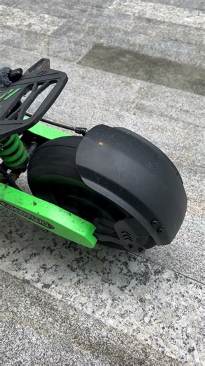 GT06 Electric Scooter Review: 1200W Motor, 30 MPH Speed & 11-Inch Off-Road Tires