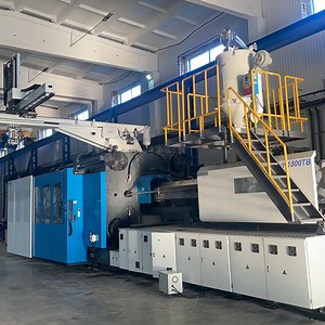 [Hot Item] 750ton Plastic Chair Making Servo Energy Saving Injection Molding Machine Price
