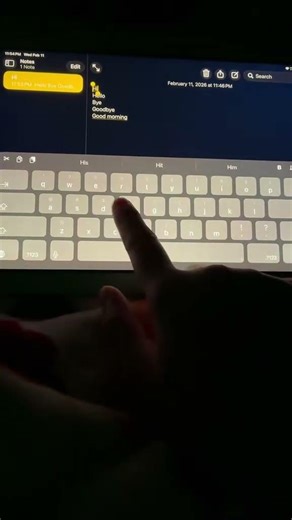 iPad keyboard hidden trackpad mode