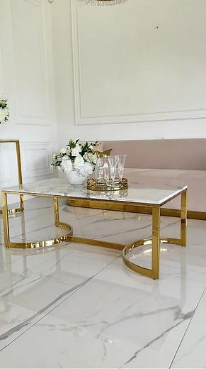 Złoty stolik kawowy Lola – Biały marmur w stylu Glamour | Primavera Home ✨