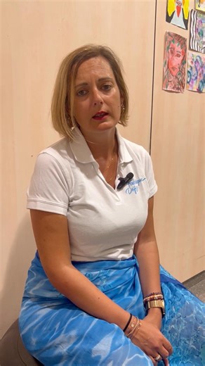 ✨ LA MINUTE DEFI - Découvre la Boutique DEFI... ❔La Boutique DEFI, c'est quoi ? C'est une entreprise pédagogique portée par la Fabrique DEFI et financée par le Conseil départemental du Pas-de-Calais via le FSE . Elle permet aux participants de développer leurs compétences en conditions réelles de travail. Sa particularité, c'est d'offrir un accès gratuit*, à des vêtements, produits d’hygiène et cosmétiques, ainsi qu’à des équipements de protection individuelle (EPI), aux personnes qui en ont le 