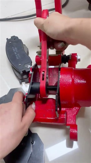 360° Rotating Ratchet Brake Caliper Tool - Works with Most Brake Systems