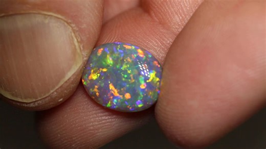 An epic gem Crystal Opal bursting with color, sitting at vivid (B5)—the highest ranking on the brightness scale. Now let's talk about its patterns! Flagstone ✔️ Floral ✔️ Cloverleaf ✔️ Chaff ✔️ 3.24ct gem crystal opal 13.3×10.7×3.6mm https://blackopaldirect.com/product/opal/crystal-opal/3-24-ct-gem-crystal-opal-13-3x10-7x3-6mm/ | Black Opal Direct