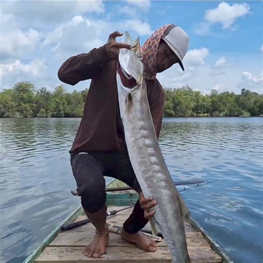 barracuda monster strike #fishing | Fishing Videos