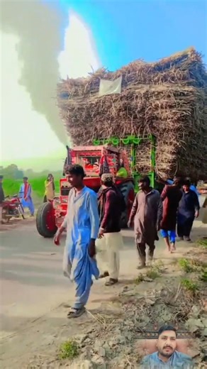 Trale par sab se ziyadah gana load kar ke niya record bana diya tractor with overloading sugarcane