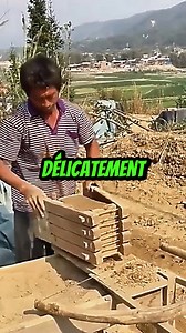 401K views · 1K reactions | Il fabrique ses briques en terre crue à la main… un geste ancestral | Souviens-toi | Facebook