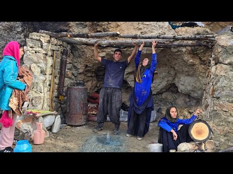Hard Life of a Cave Dweller Family 🪨🔥 | Building a Cave Roof & Baking Bread in the Mountain Cold