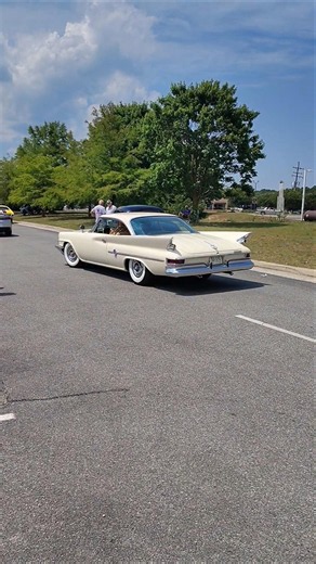Farmers Table Cruise-in Smithfield Va.