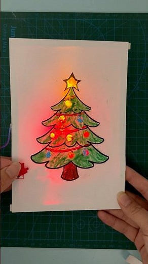 Light-Up Christmas Tree Card! Easy DIY Paper Craft for the Holidays