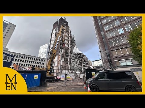 Part of Manchester city centre building appears to collapse