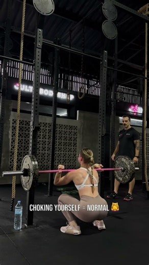 first time front squatting #girlworkout #workout #phuket #motivation #thailand #frontsquat #squat