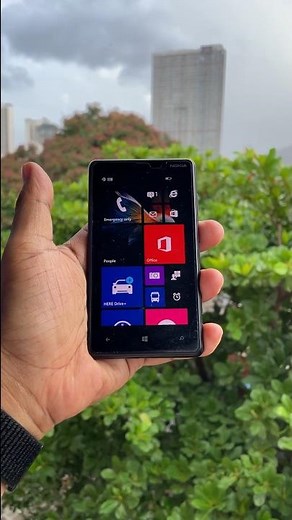 Nokia Lumia 820 with Windows phone 8.1