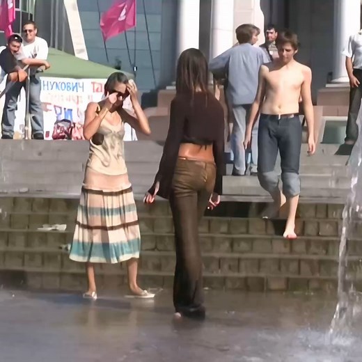 Wamtec Wetlook on Instagram: "Hundreds of 30 minute fountains videos at https://megastore.wamtec.com #wetlook fun - Choose 2/4/6/10 x 30 minute benefit downloads each month by supporting us at https://www.patreon.com/c/wamtec"