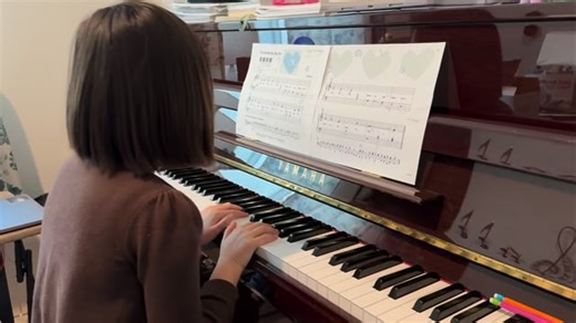 Here is a wonderful student playing a classic I’ve got the joy joy joy ! #pianolessons #signuptoday #lovepiano #enrollingnow #beginnerpianolesson #learningpiano #harmonymusiclessons #beaumontca #beaumontcamusiclessons #voicelessons #guitarlessons #advancedpianolessons #learnguitartoday | Harmony Music Lessons | Facebook
