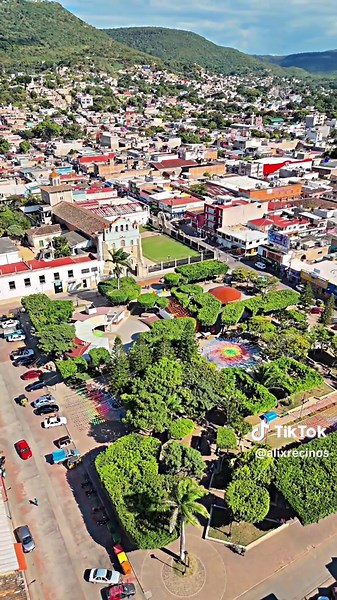 Ocozocoautla de Espinosa: Naturaleza y Cultura