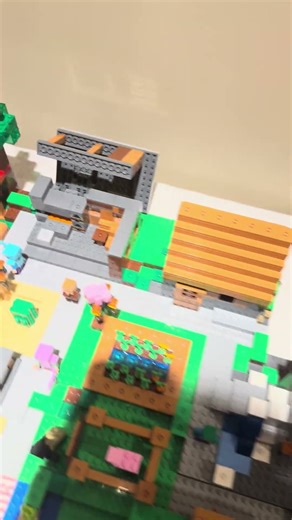 Lego Minecraft the village ￼set