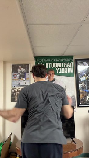 MY iPod shuffle dropped between the car seat | iPod Shuffle