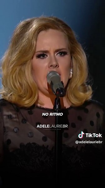 Adele's Rolling In The Deep: Grammy 2012 Highlights
