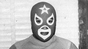 Muere el luchador Estrella Blanca, conocido como el 'Santo Poblano'