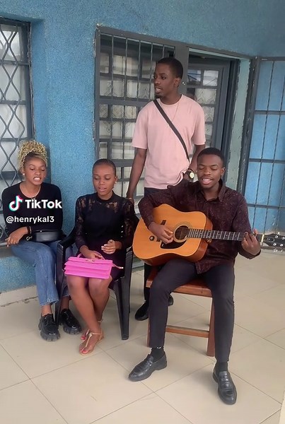 Concert de Dora l’exploratrice à Kinshasa