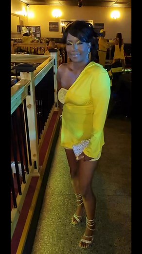 #imcomfortablebeingme! #mindingmyownbusiness | Chalonda Stewart