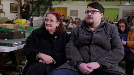 Watch Yorkshire Auction House - Season 3 - Ep 19 Strange, Old, Big and Small | 9Now