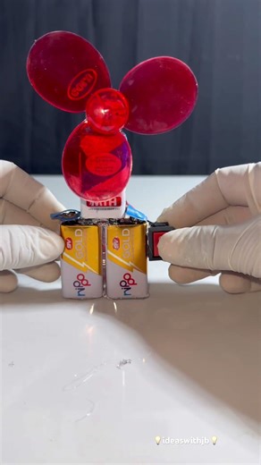 Amazing DIY Fan Using 9V Battery 😱 | Simple Electric Fan Project# shost#diycrafts