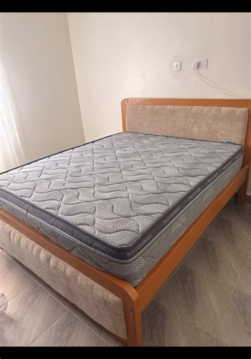 Where I upgrade my mattress!🥹✨ Everyone wants an aesthetic bedroom, but functionality is where the real upgrade happens. The Posturepedic mattress from @Superfoam_Africa is designed for proper spinal alignment, with targeted support zones that support your back and reduce pressure points while you sleep. It also uses pocket springs that move independently, so your body is supported based on your weight and movement, not just a one-size feel. It’s firm, structured, and built for long-term durabi